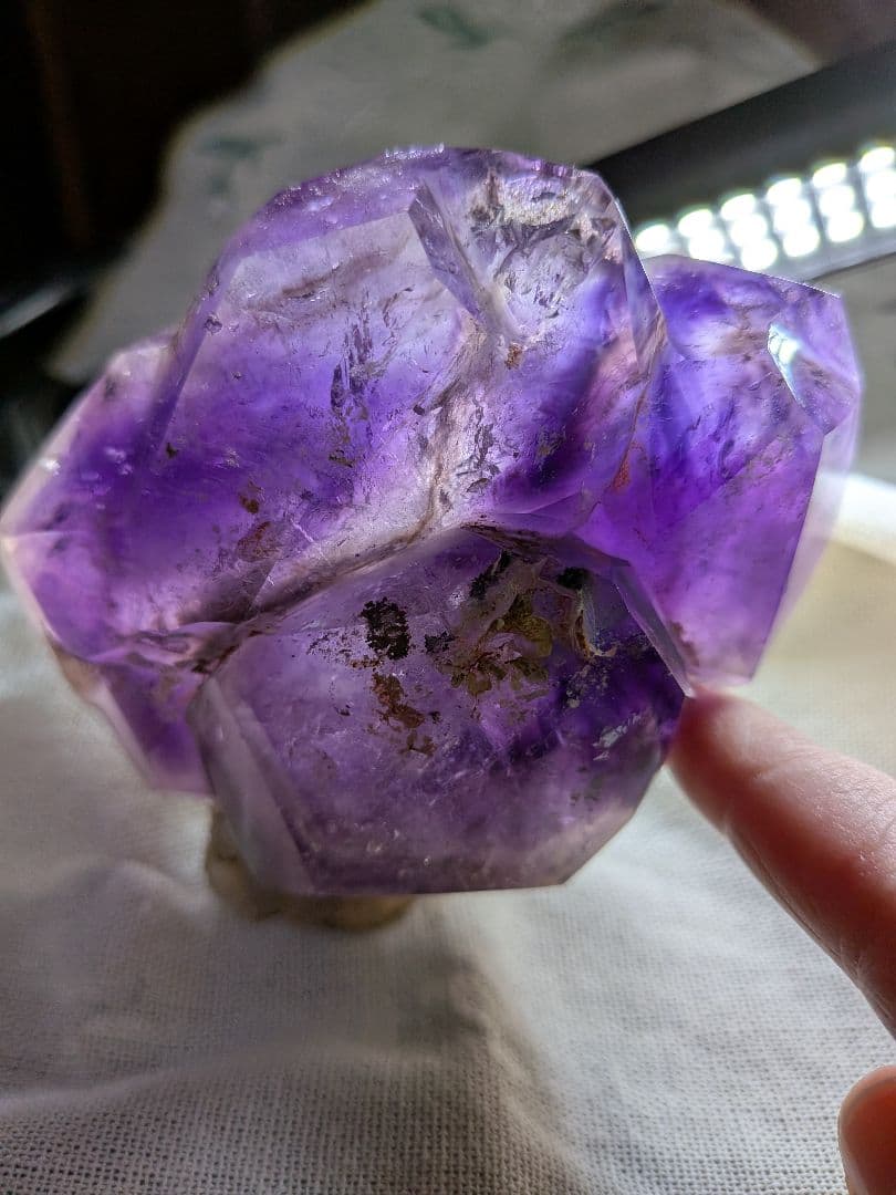 エレスチャルアメジスト