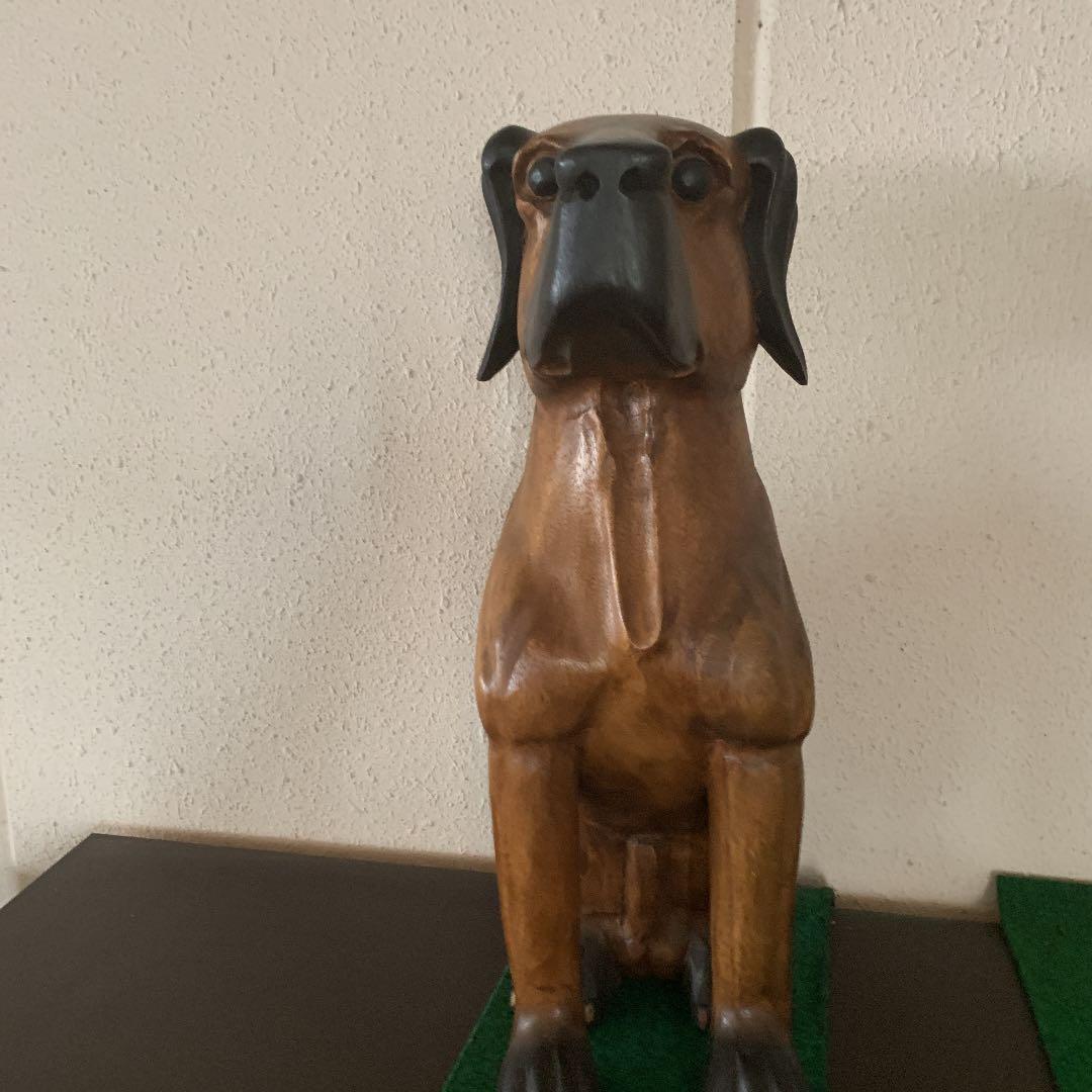 犬の置物