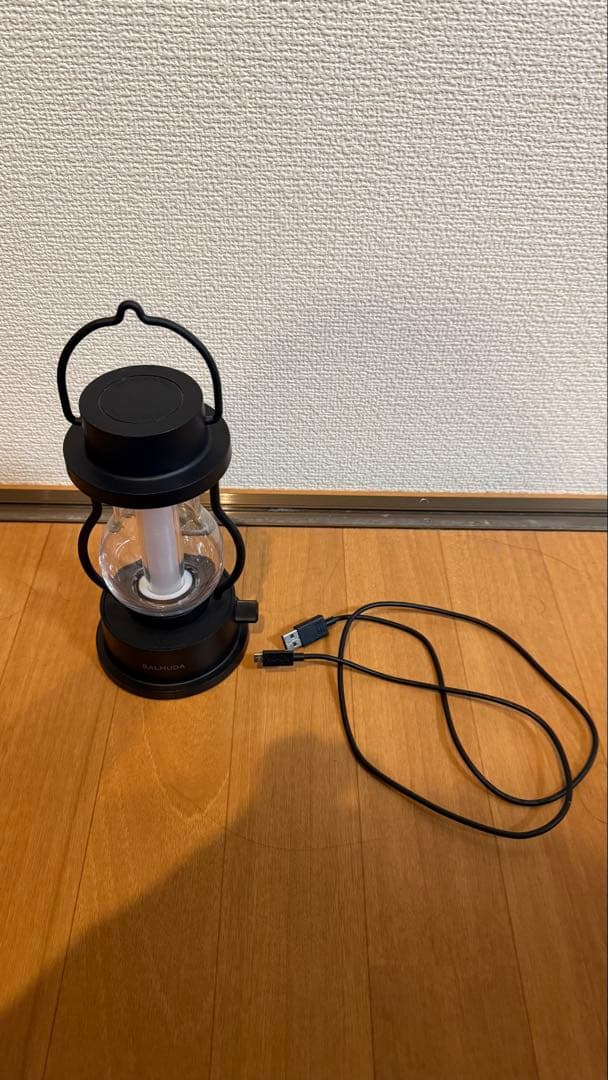 【美品】バルミューダ ランタン